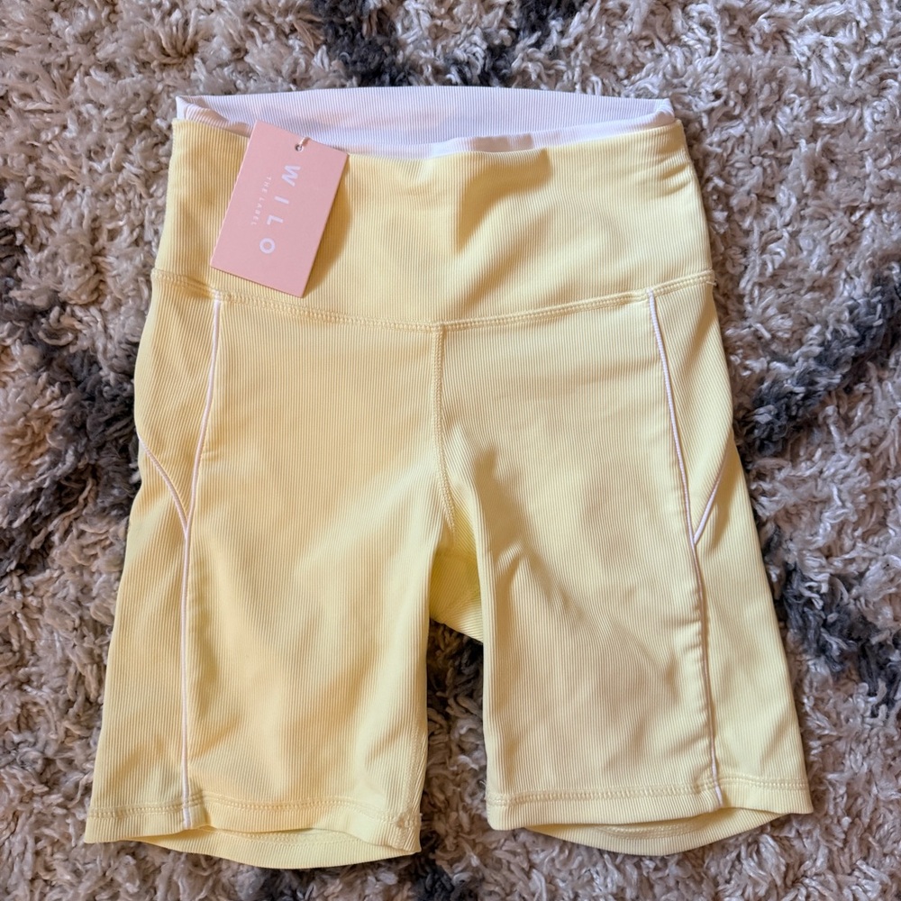 Willow Lemon Women's Bike Shorts